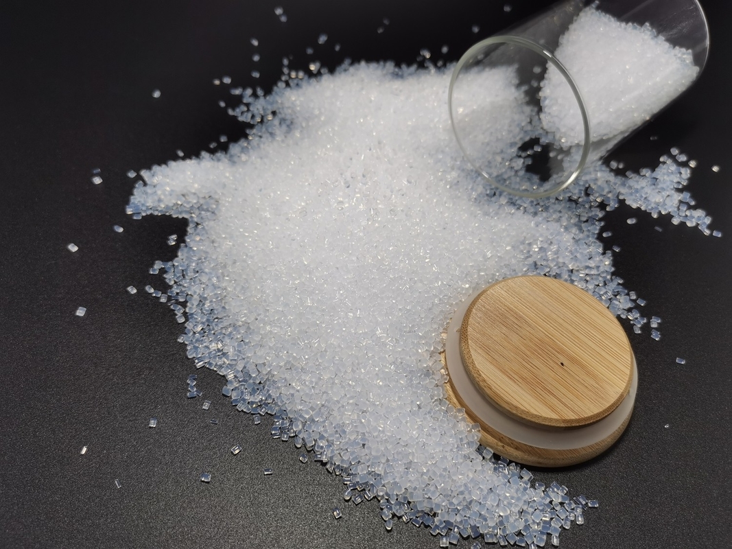 Pellet resin FEP tahan UV Kekuatan tarik 25 MPa Dengan titik leleh 270.C